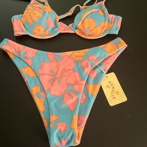 Aurelle Floral Bikini women’s size large